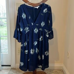 Paper Crown Anthropologie midi dress in a navy floral size large